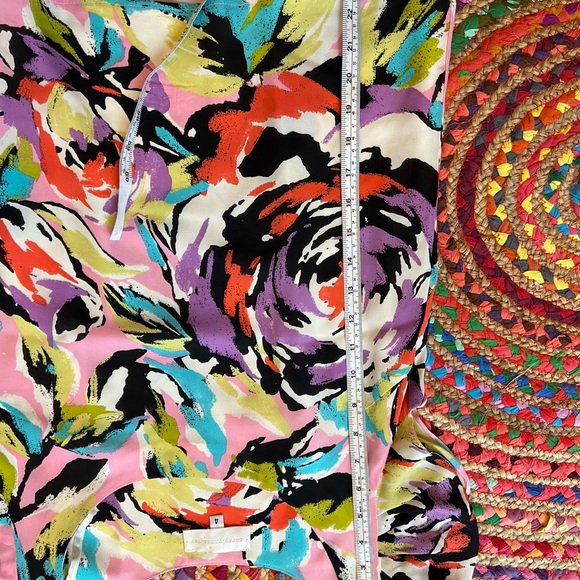 Corey Lyn Calter fully lined, silk floral shirt. - Picture 8 of 11